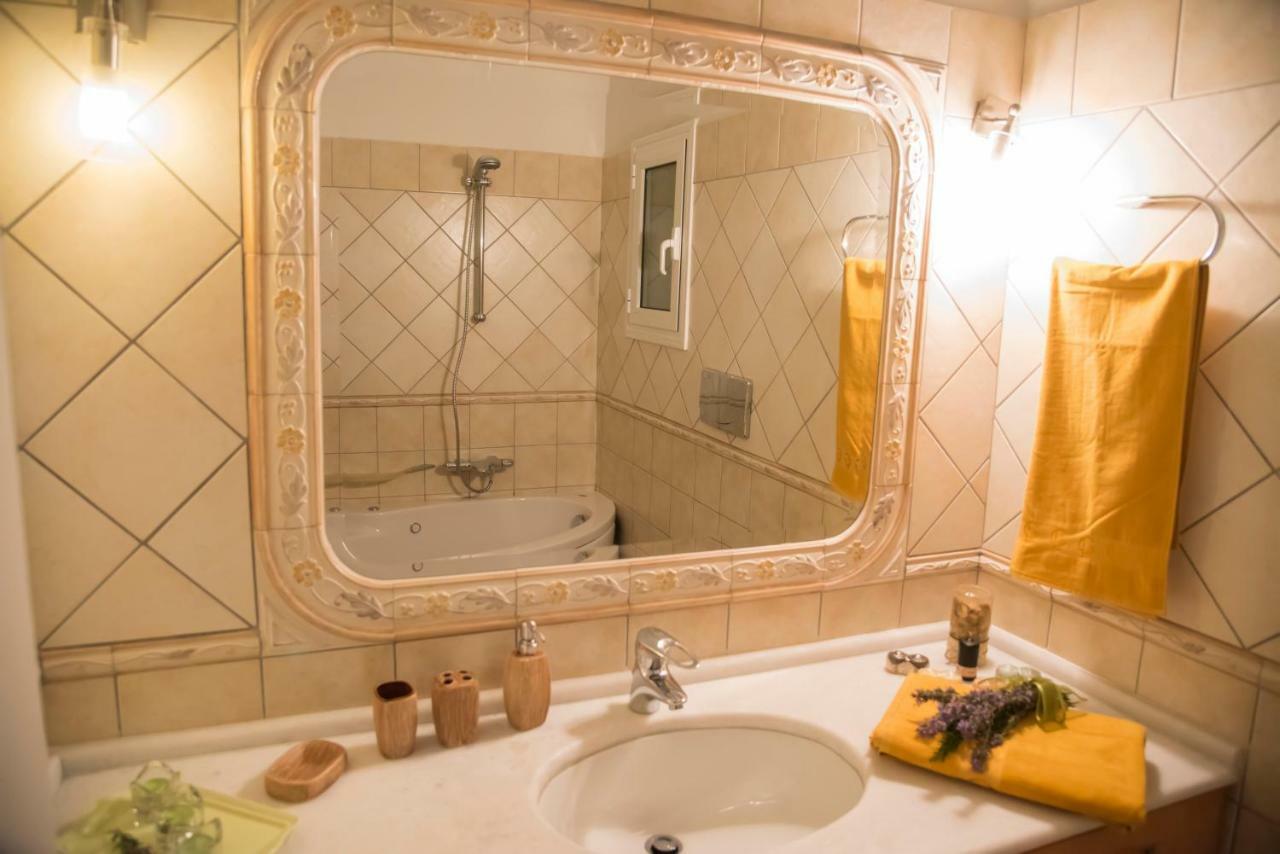 Paris Seaside Villa Pandokrátor Екстериор снимка